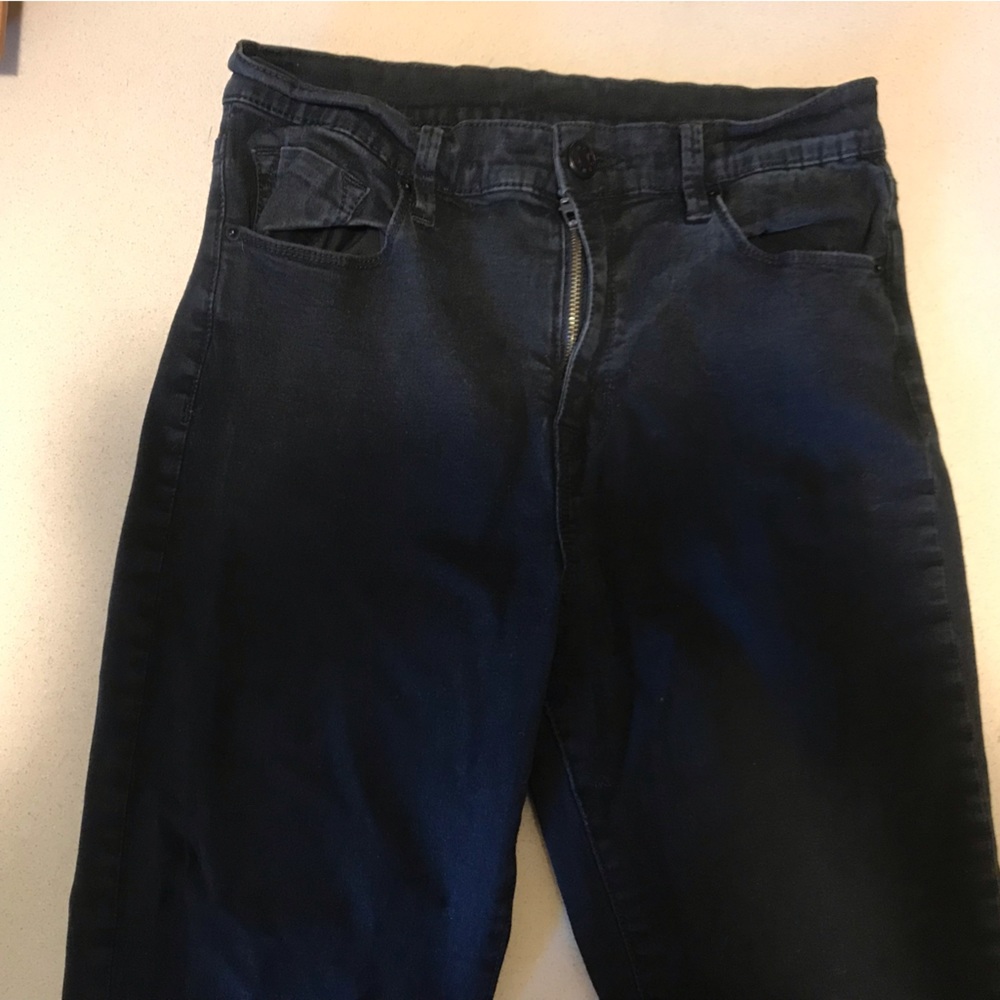 Black skinny jeans